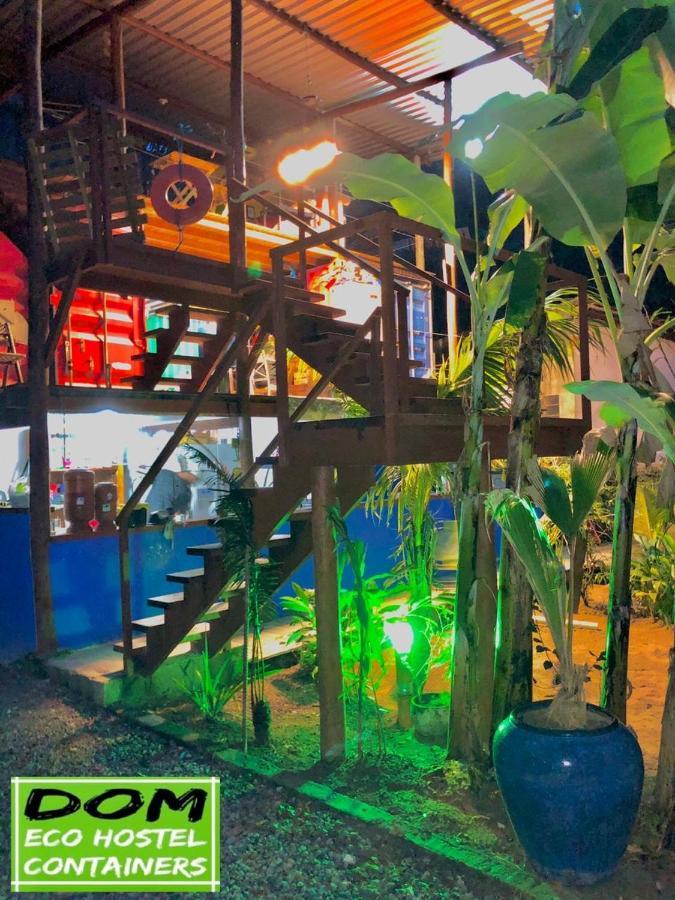 Dom Eco Hostel Containers Sao Sebastiao  Exterior foto