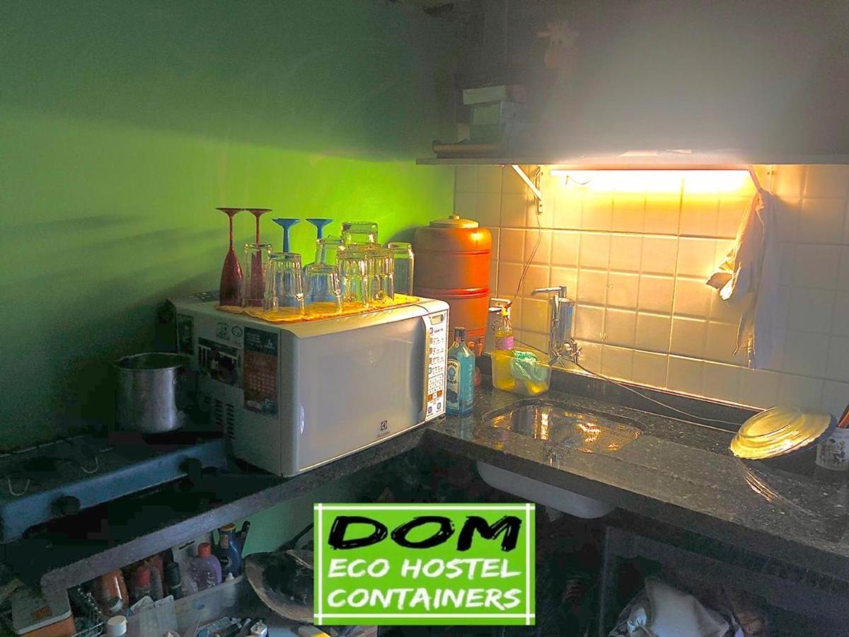 Dom Eco Hostel Containers Sao Sebastiao  Exterior foto